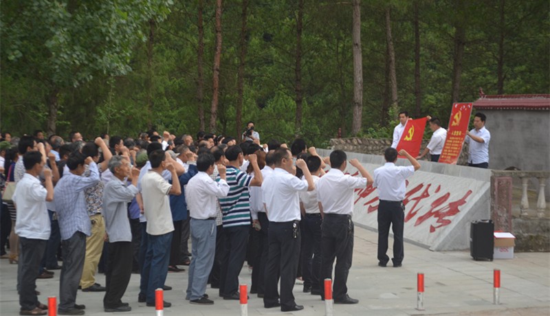 苍溪雍河人口_四川苍溪河地乡车祸(2)