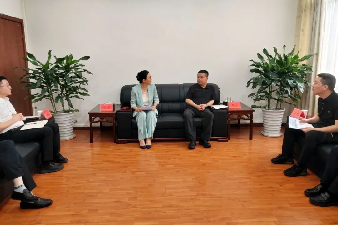 任云会见明康汇生态农业集团执行董事、浙江海亮教育科...